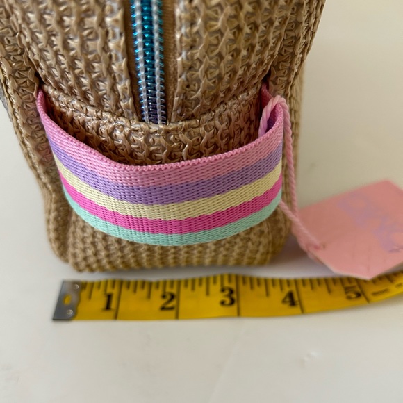 Raised Letter Vacay Toiletries Cosmetic Bag - Picture 8 of 15